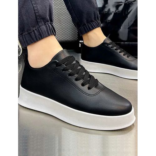 Comfortable Light Weighted Round Toe Sneakers